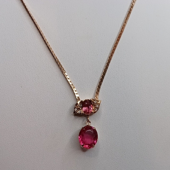 Vintage Jewelry - Pink Stone Gold Tone Herringbone Chain Necklace 17" Long